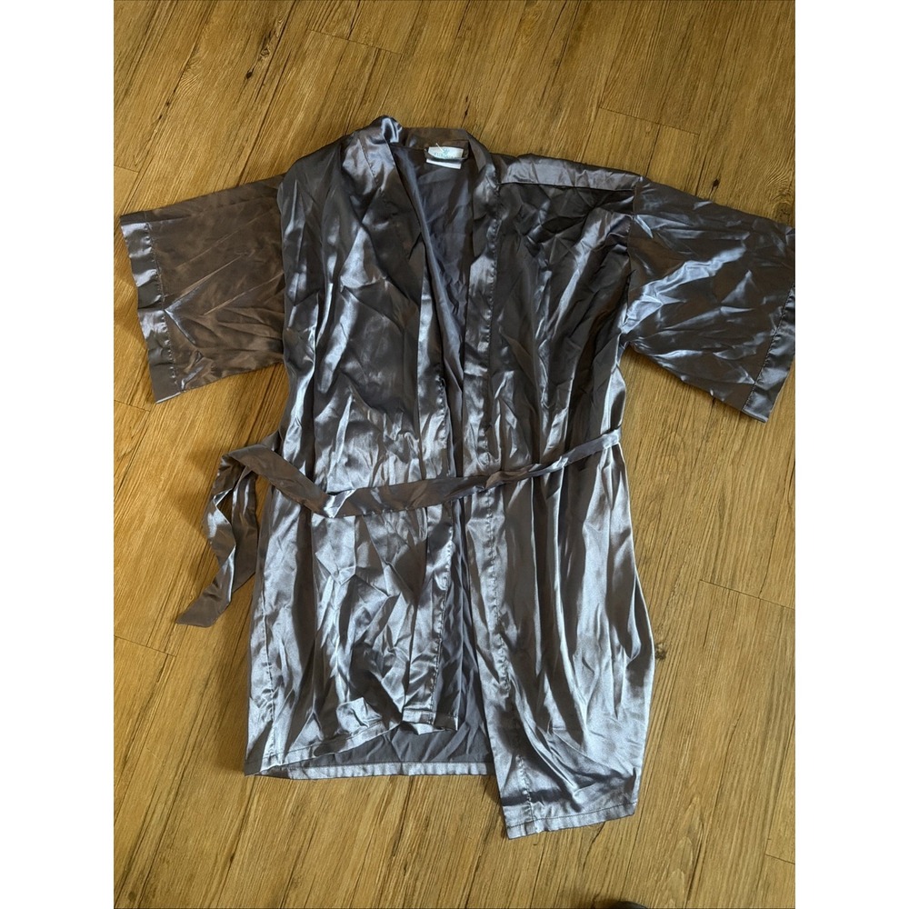 turquaz Linen robe Size S/M Grey Satin Short Sleeve Solid Feminine